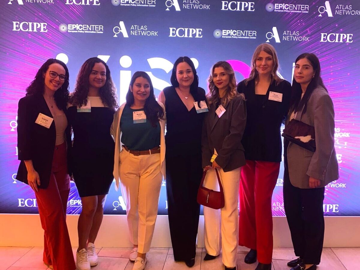 Ladies of Liberty at the Europe Liberty Forum (4)